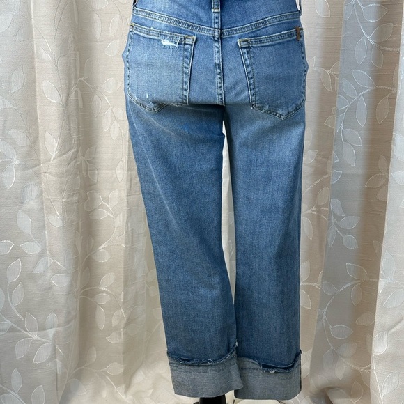 Joe’s Jeans Women’s Size‎ 28 Cuff Crop Distressed Wakley  Medium Wash Mid-Rise - Picture 4 of 11
